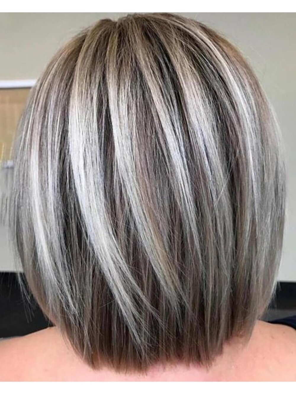 Women Platinum Brown 12 Inch Mid Length Heat Synthetic Straight Layered Bob Wigs